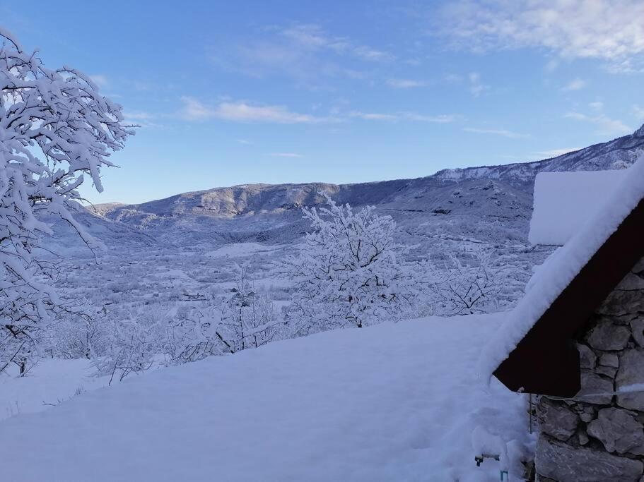 Willa Grandma'S Hut Nikšić Zewnętrze zdjęcie